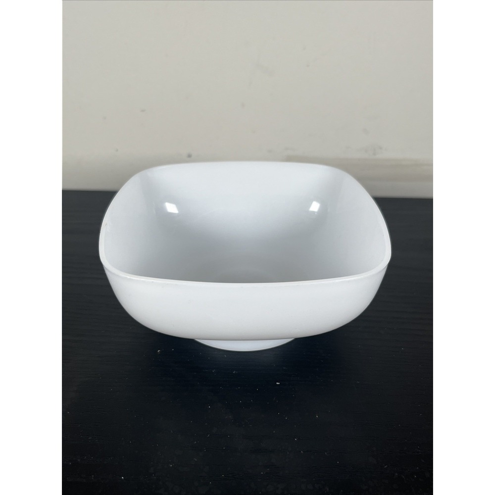 Tupperware‎ Salsa White 770-7 Dish